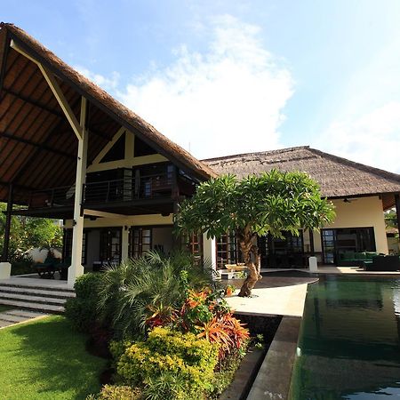 Villa Baruna Banjar  Luaran gambar