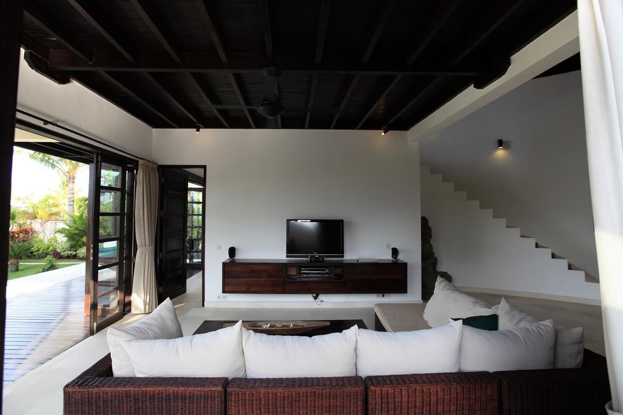 Villa Baruna Banjar  Luaran gambar