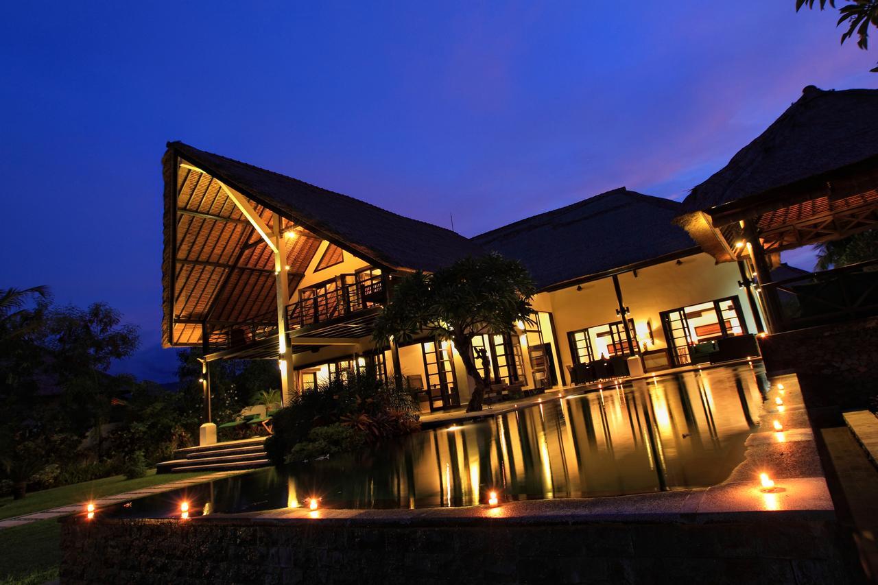 Villa Baruna Banjar  Luaran gambar